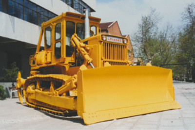 yl6809永利推土机累计销量突破2000台；；被国家经贸部批准为收支口自营权企业。。。。