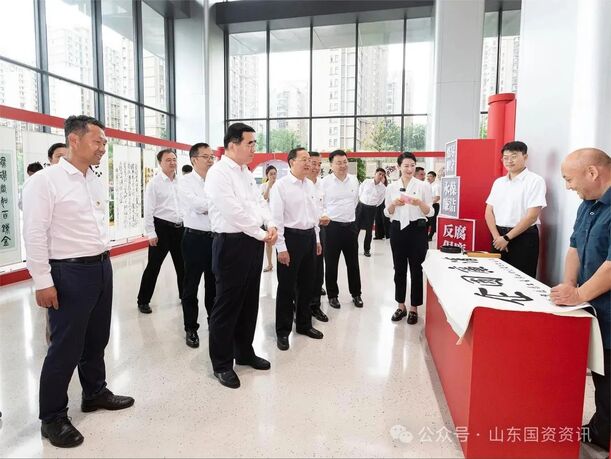 bcb0850074c14325886e8a3f35be4e19